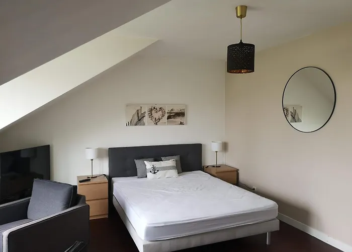 Appartement Autonome Dernier Etage Terrasse Et Parking